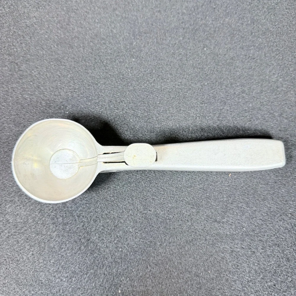 Vintage Aluminum Ice Cream Scoop Thumb Trigger Release Metal Kitchen Tool 8 Inch